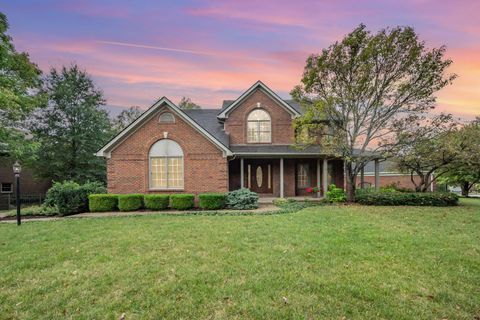 Photo of 3305 Cheltenham Drive, Lexington, KY 40509 (MLS # 25502367)