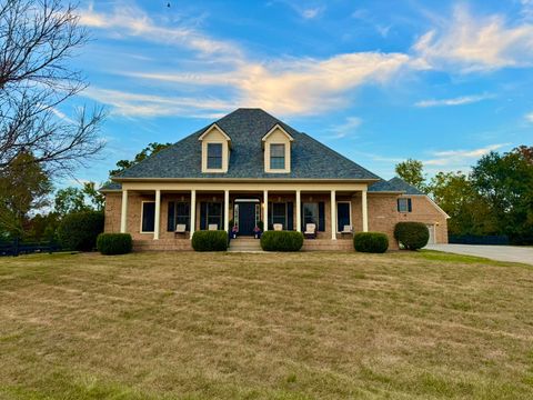 Photo of 113 Whispering Brook Drive, Nicholasville, KY 40356 (MLS # 25502150)