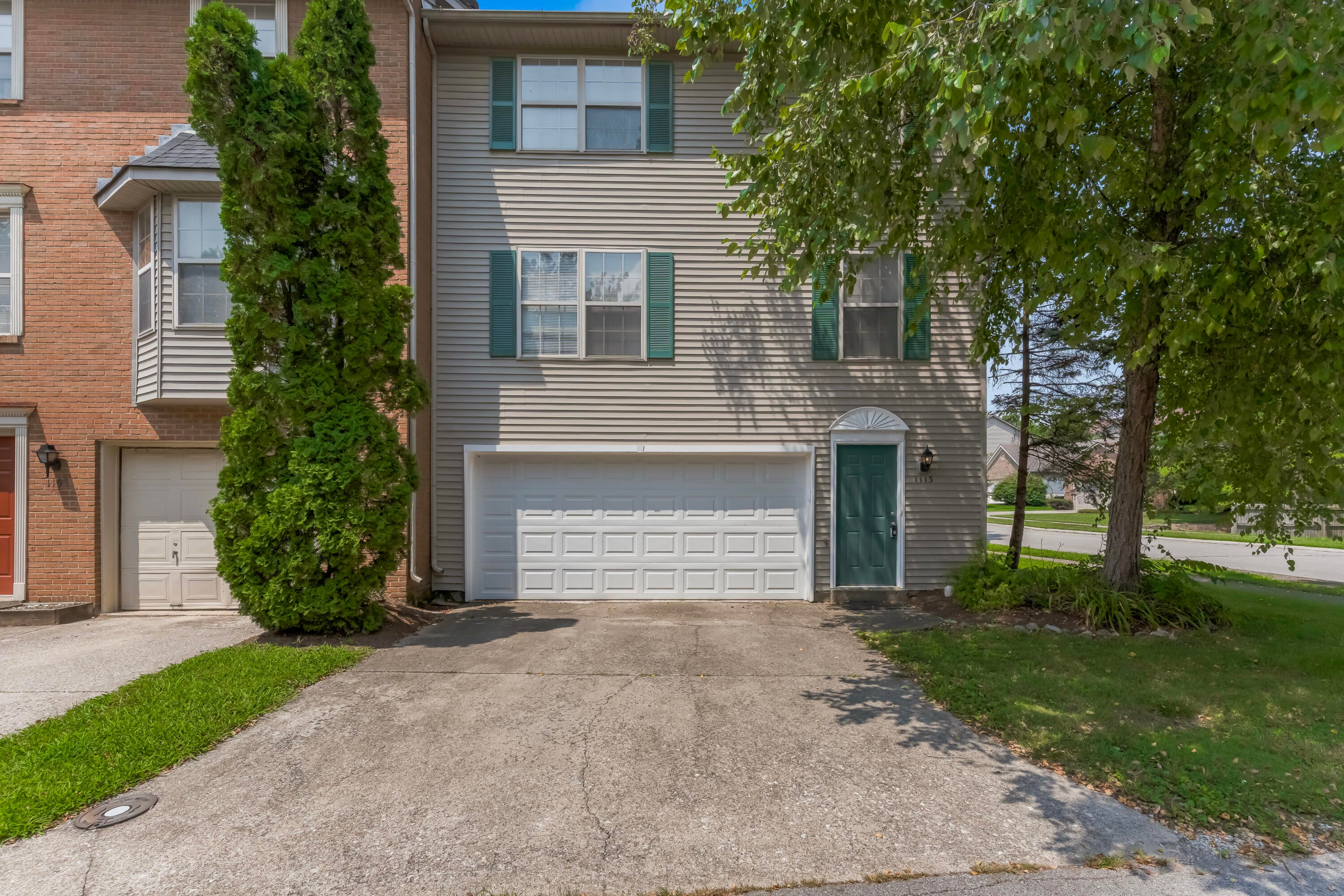 1113 Ashford Lane