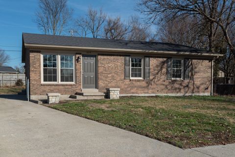 Photo of 635 Paige Court, Versailles, KY 40383 (MLS # 26000442)