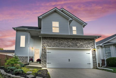 Photo of 2720 Michelle Park, Lexington, KY 40511 (MLS # 25503701)