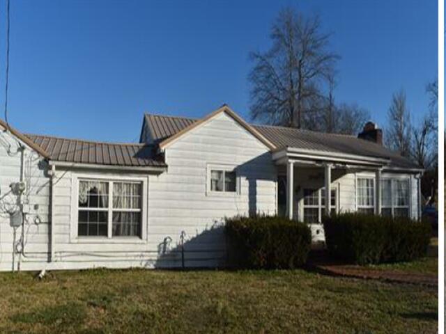 Photo 1 of 10 — 186 Exchange Street, Wingo, KY 42088