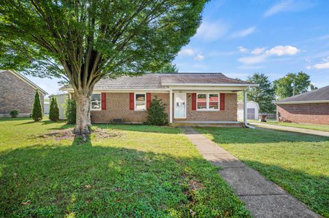 Photo of 292 Kimberly Heights Drive, Nicholasville, KY 40356 (MLS # 25502480)