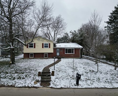 Photo of 3254 Bracktown Road, Lexington, KY 40511 (MLS # 25507429)