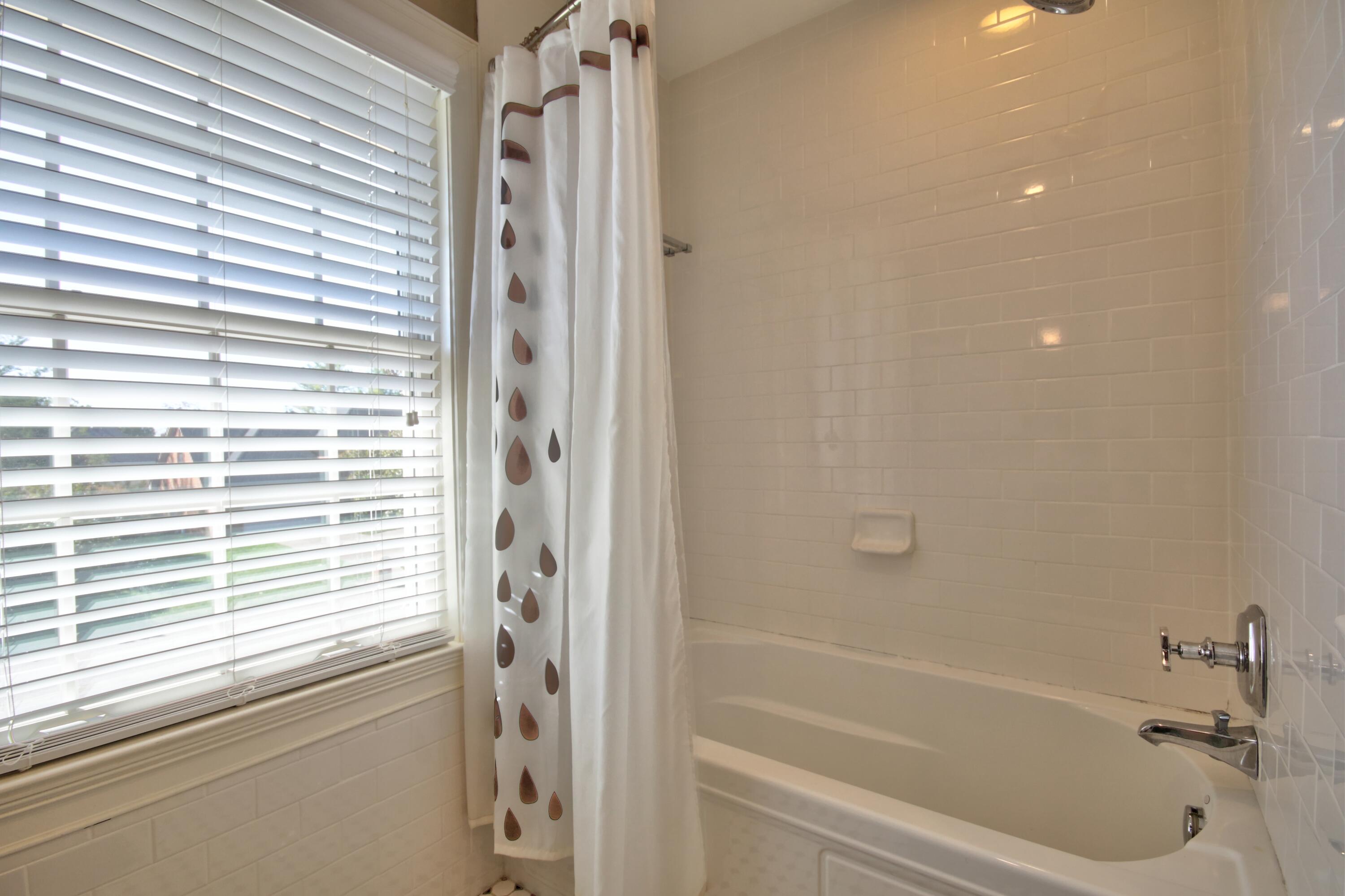 Lexington, Kentucky 40509, United States, 5 Bedrooms Bedrooms, ,3 BathroomsBathrooms,Residential,Active,231954