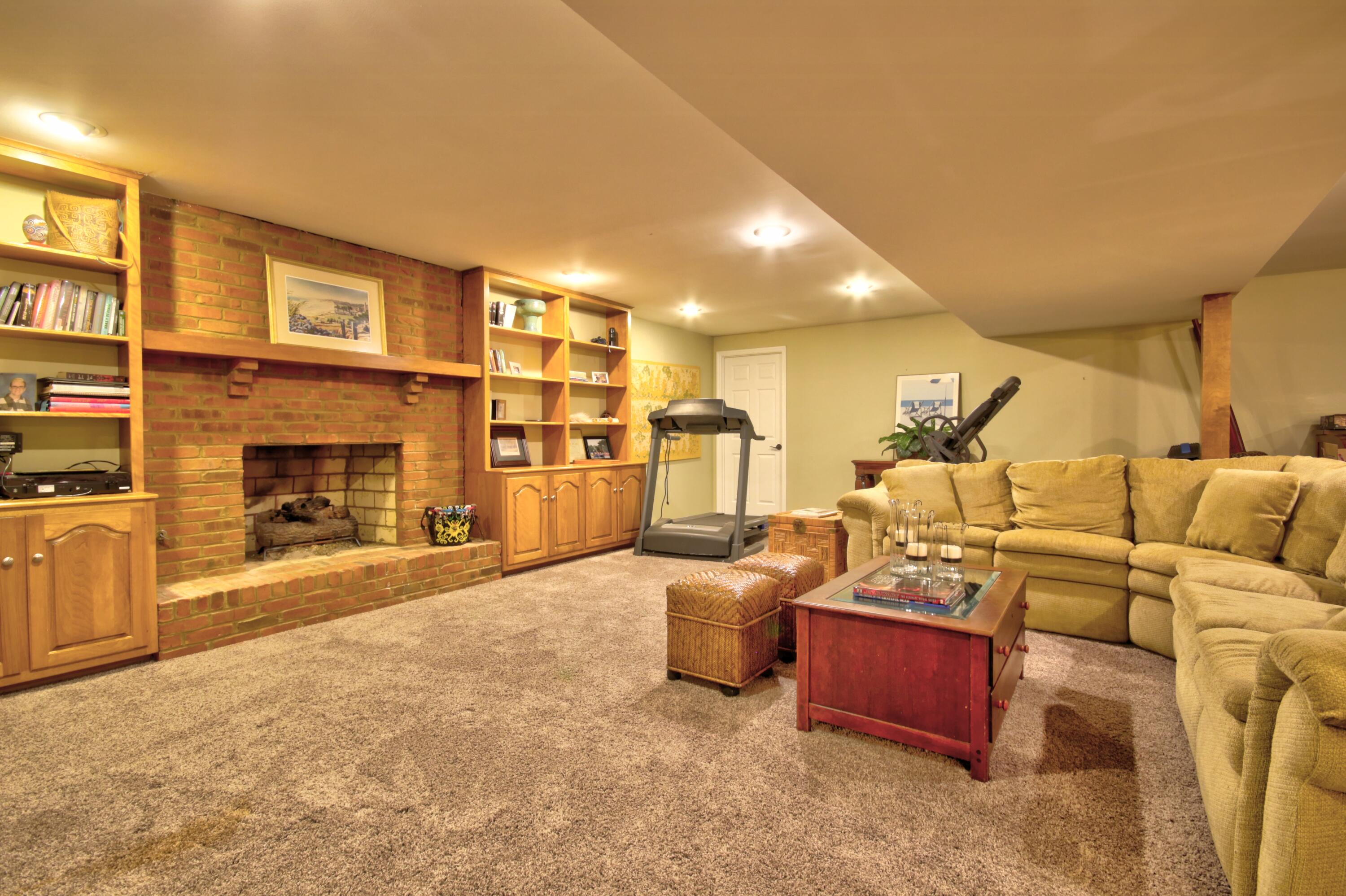 Lexington, Kentucky 40509, United States, 5 Bedrooms Bedrooms, ,3 BathroomsBathrooms,Residential,Active,231954