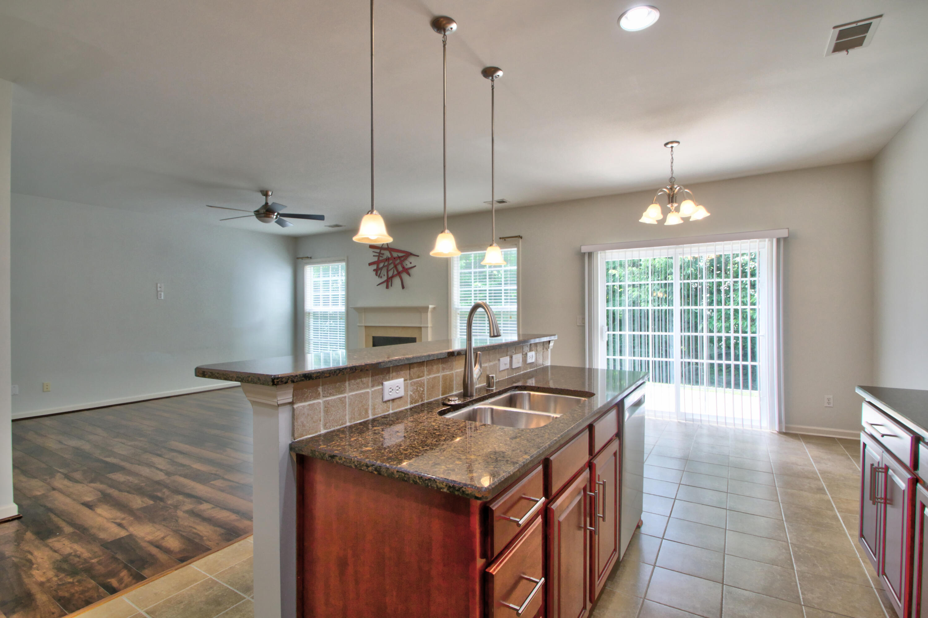 Lexington, Kentucky 40509, United States, 4 Bedrooms Bedrooms, ,3 BathroomsBathrooms,Residential,Active,166625