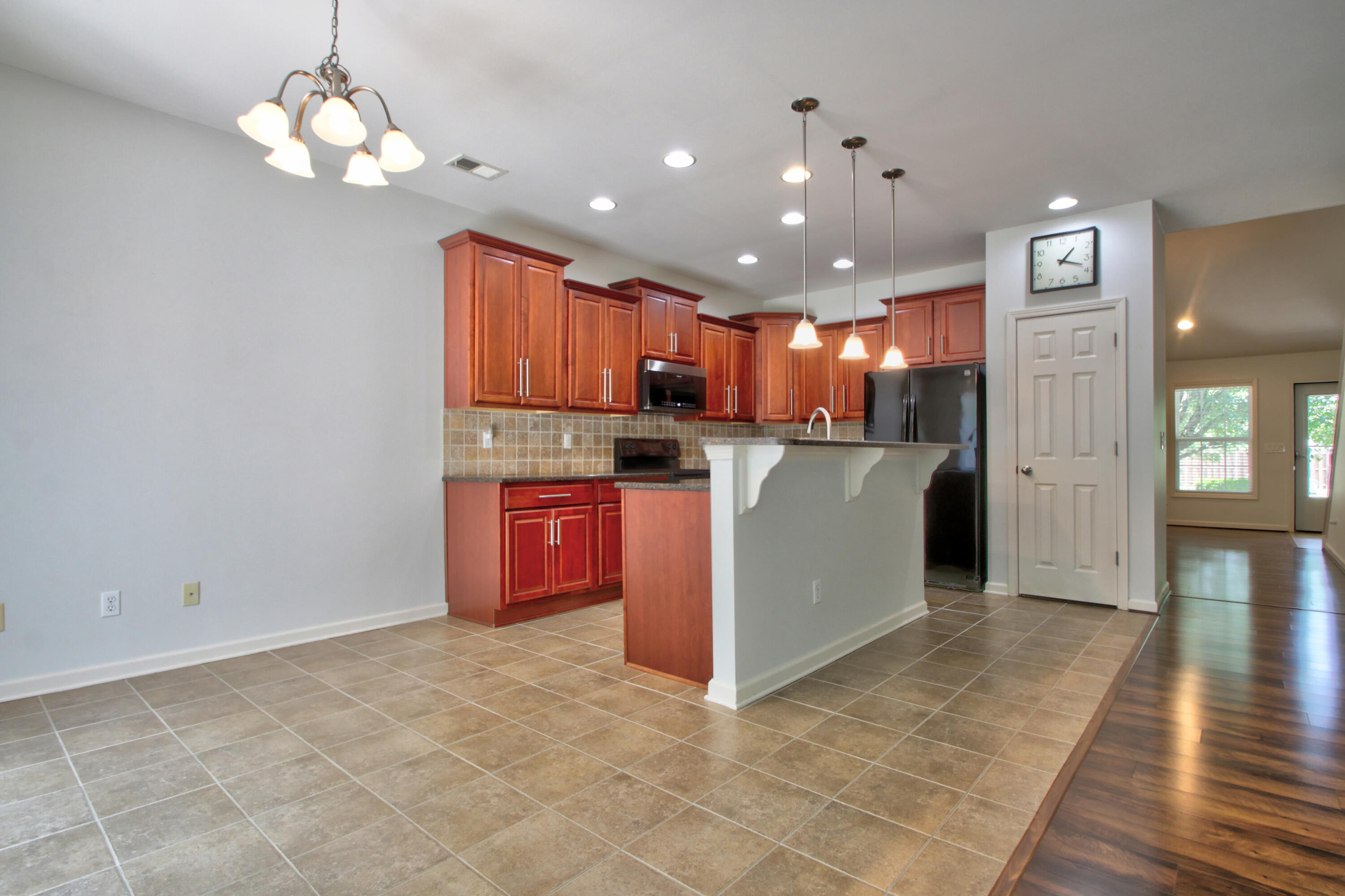 Lexington, Kentucky 40509, United States, 4 Bedrooms Bedrooms, ,3 BathroomsBathrooms,Residential,Active,166625