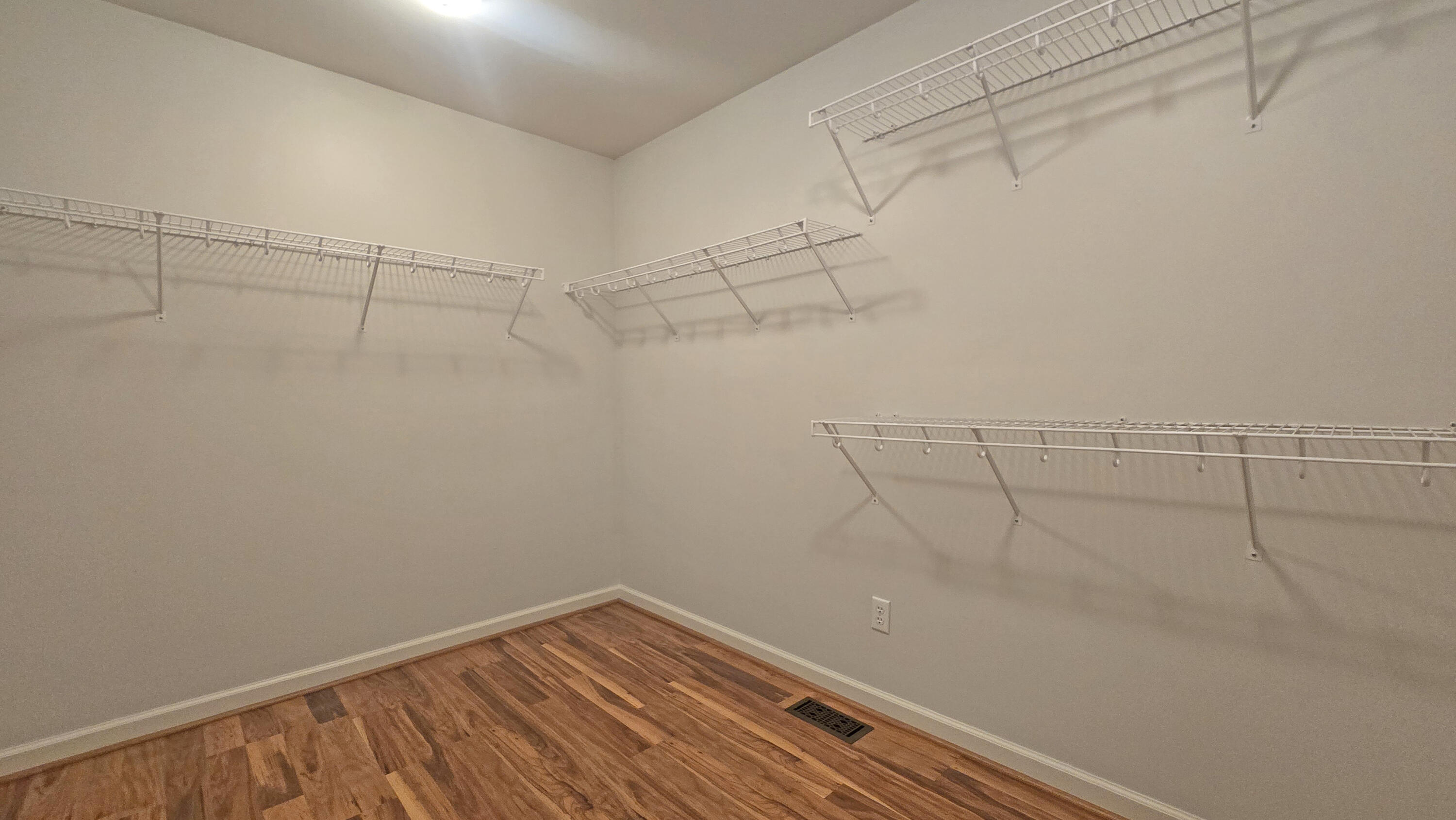 Lexington, Kentucky 40509, United States, 4 Bedrooms Bedrooms, ,3 BathroomsBathrooms,Residential,Active,166625