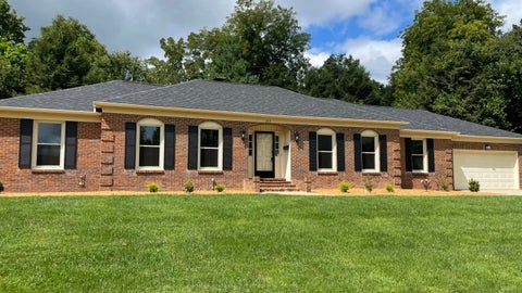 Property photo of 208 Eastover Drive, Frankfort, KY 40601