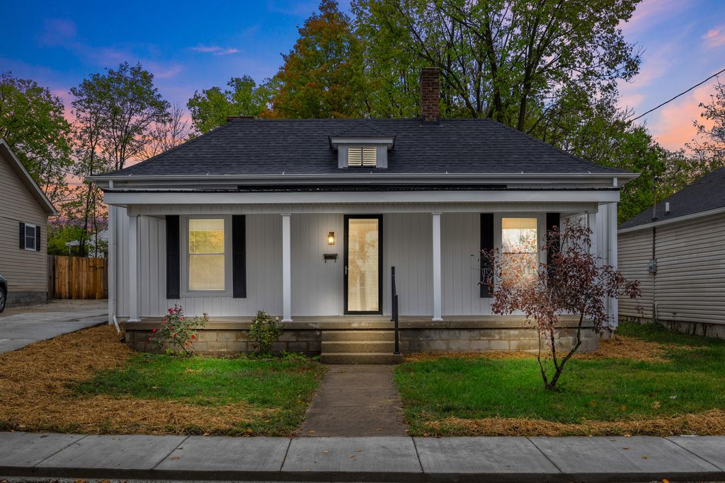 Photo of 116 N 4th Street, Nicholasville, KY 40356 (MLS # 25505052)