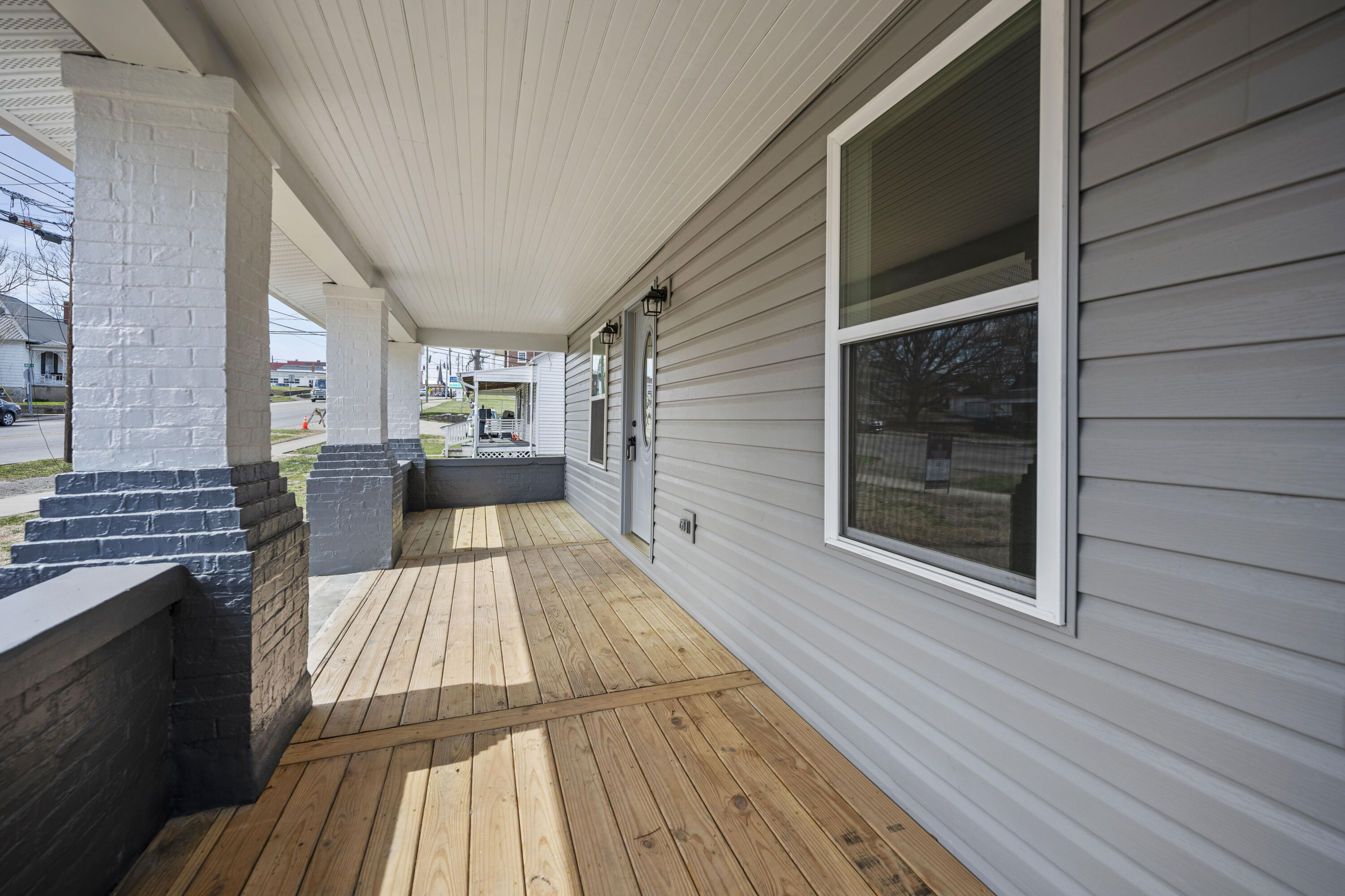 Lancaster, Kentucky 40444, United States, 4 Bedrooms Bedrooms, ,3 BathroomsBathrooms,Residential,Active,88677