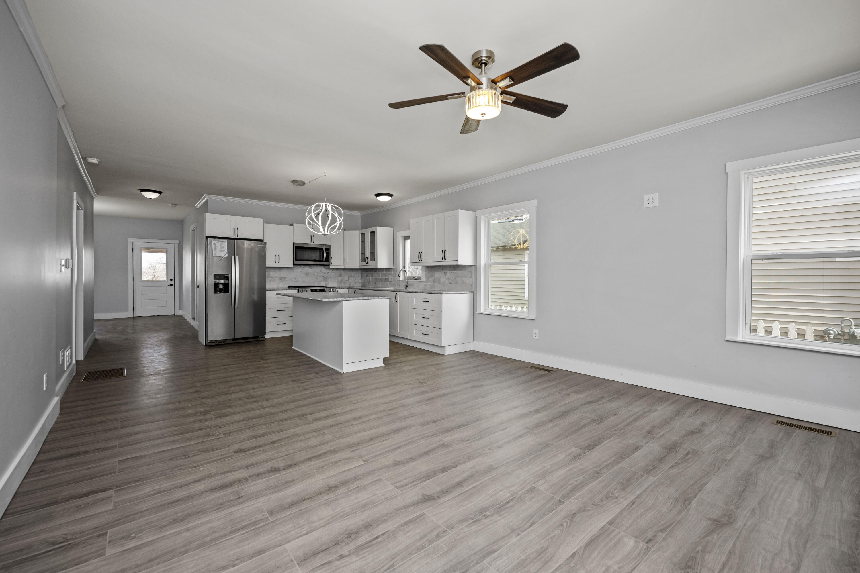 Lancaster, Kentucky 40444, United States, 4 Bedrooms Bedrooms, ,3 BathroomsBathrooms,Residential,Active,88677