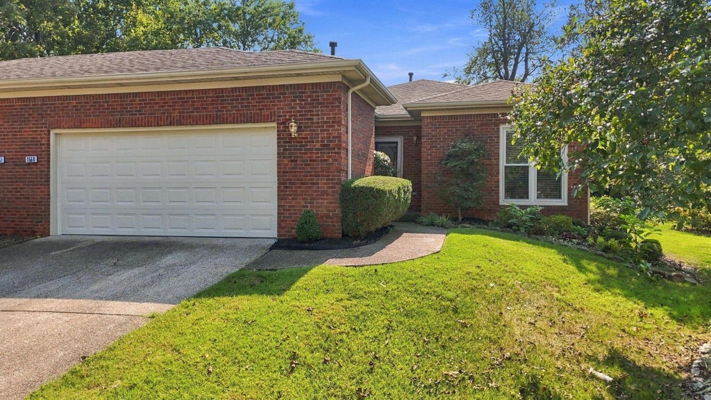 Photo of 1560 Player Drive, Lexington, KY 40511 (MLS # 26025840)