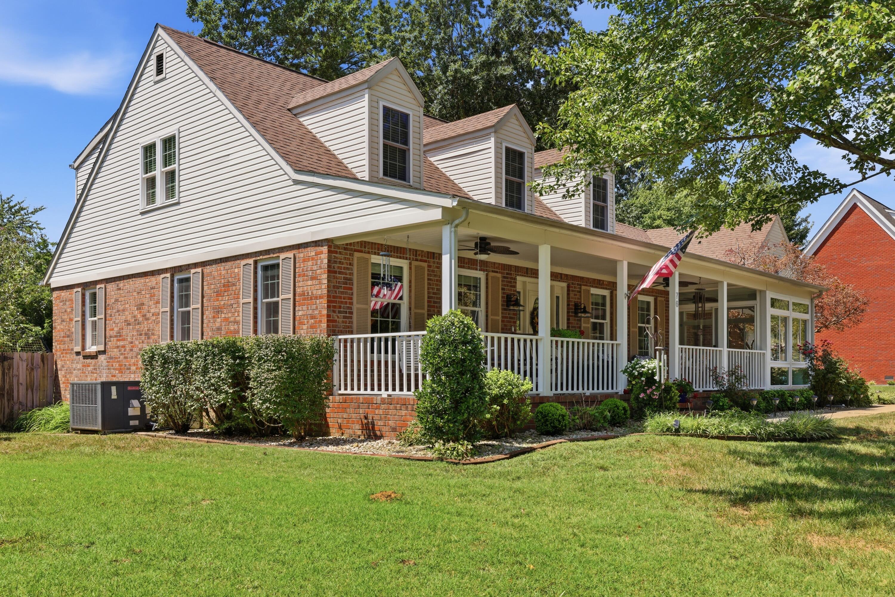76 Martin Circle - Photo 2