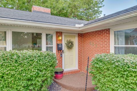 Photo of 481 Lamont Drive, Lexington, KY 40503 (MLS # 25019169)