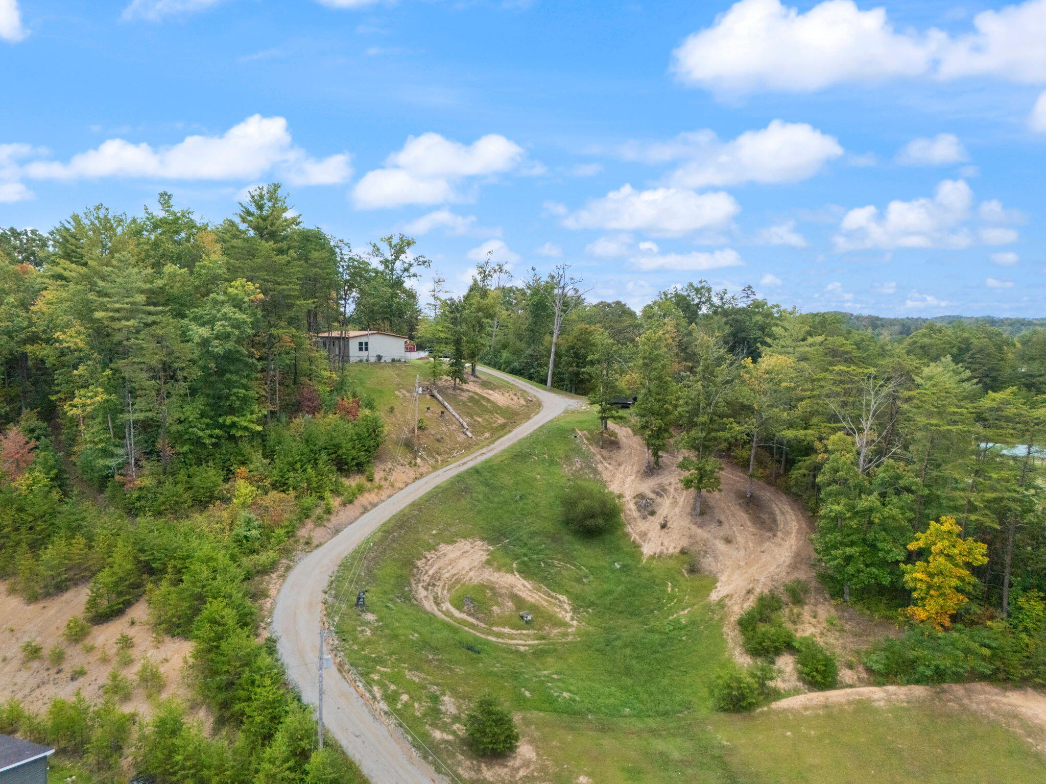 Campton, Kentucky 41301, United States, 3 Bedrooms Bedrooms, ,2 BathroomsBathrooms,Residential,Active,42128