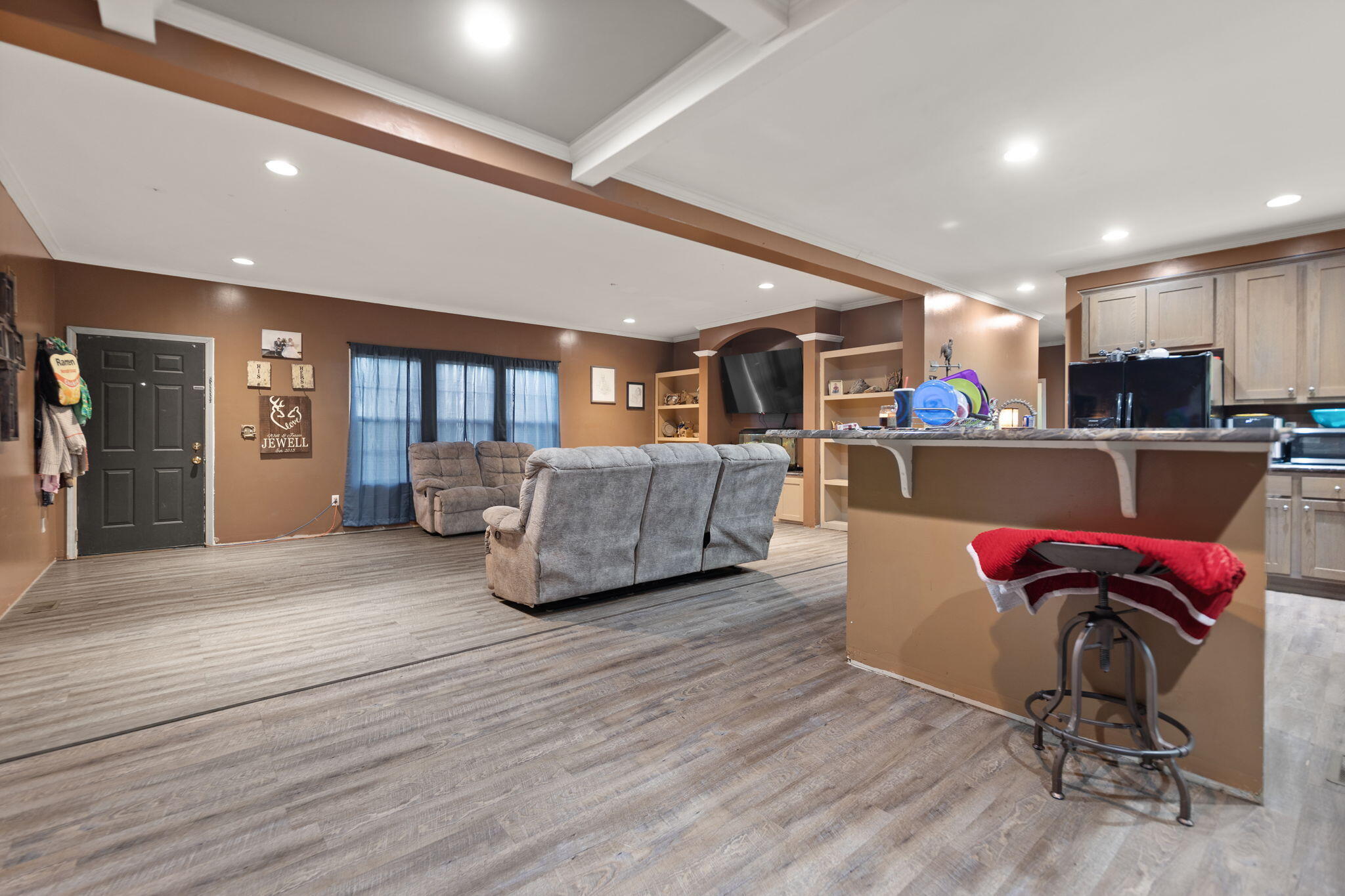 Campton, Kentucky 41301, United States, 3 Bedrooms Bedrooms, ,2 BathroomsBathrooms,Residential,Active,42128