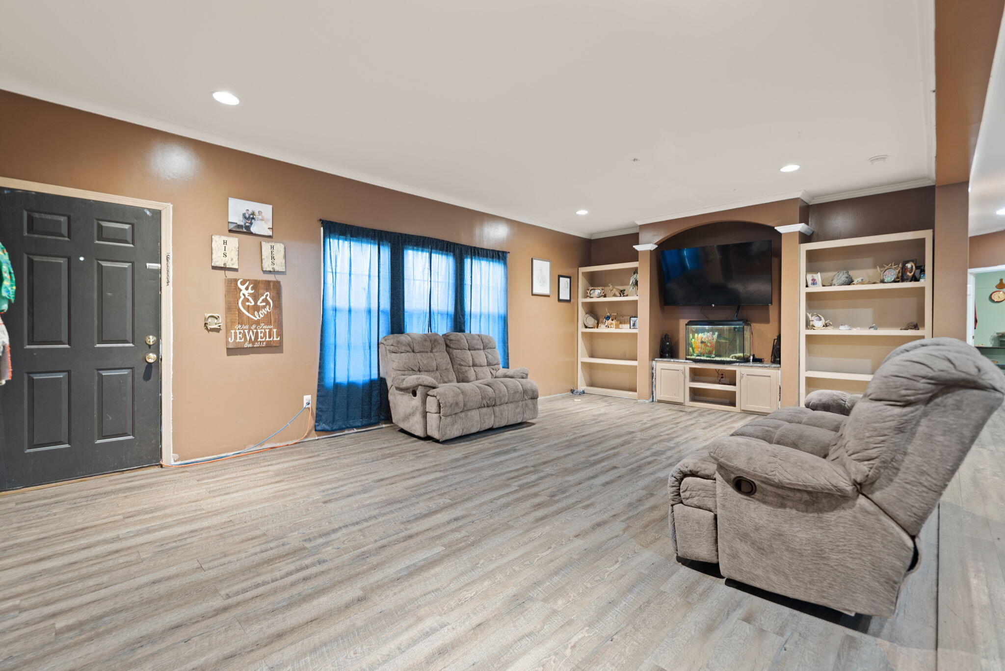 Campton, Kentucky 41301, United States, 3 Bedrooms Bedrooms, ,2 BathroomsBathrooms,Residential,Active,42128