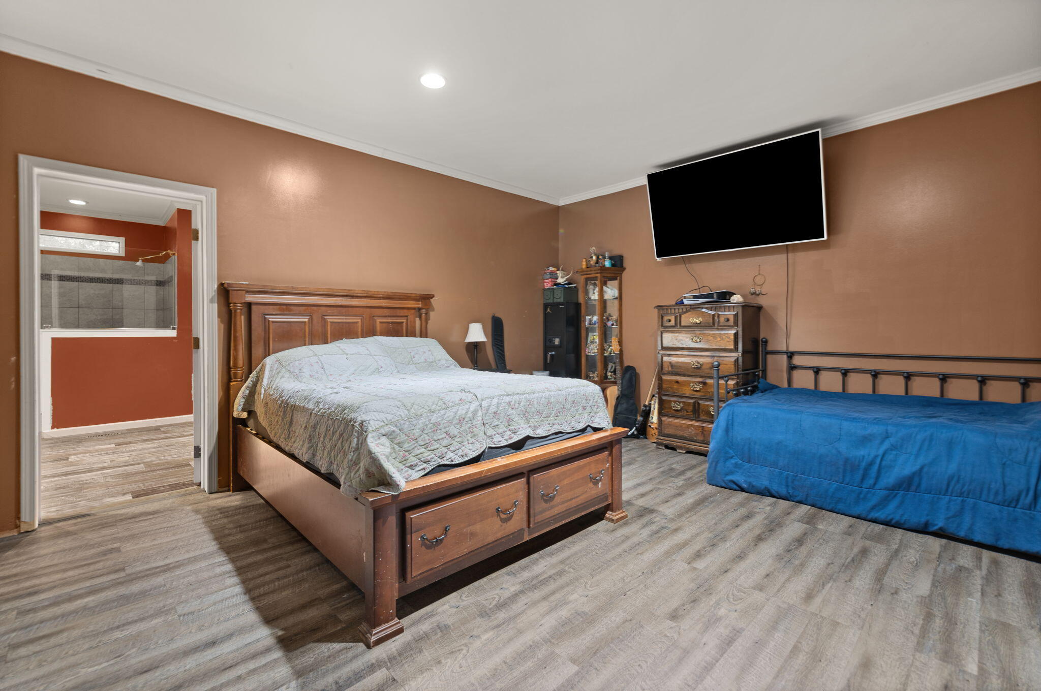 Campton, Kentucky 41301, United States, 3 Bedrooms Bedrooms, ,2 BathroomsBathrooms,Residential,Active,42128