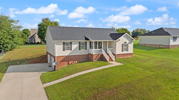 176 SURREY WAY, SCIENCE HILL, KY 42553 - Image 100b09c9fe9dbe4164503ddf095cbcbd/2996244836