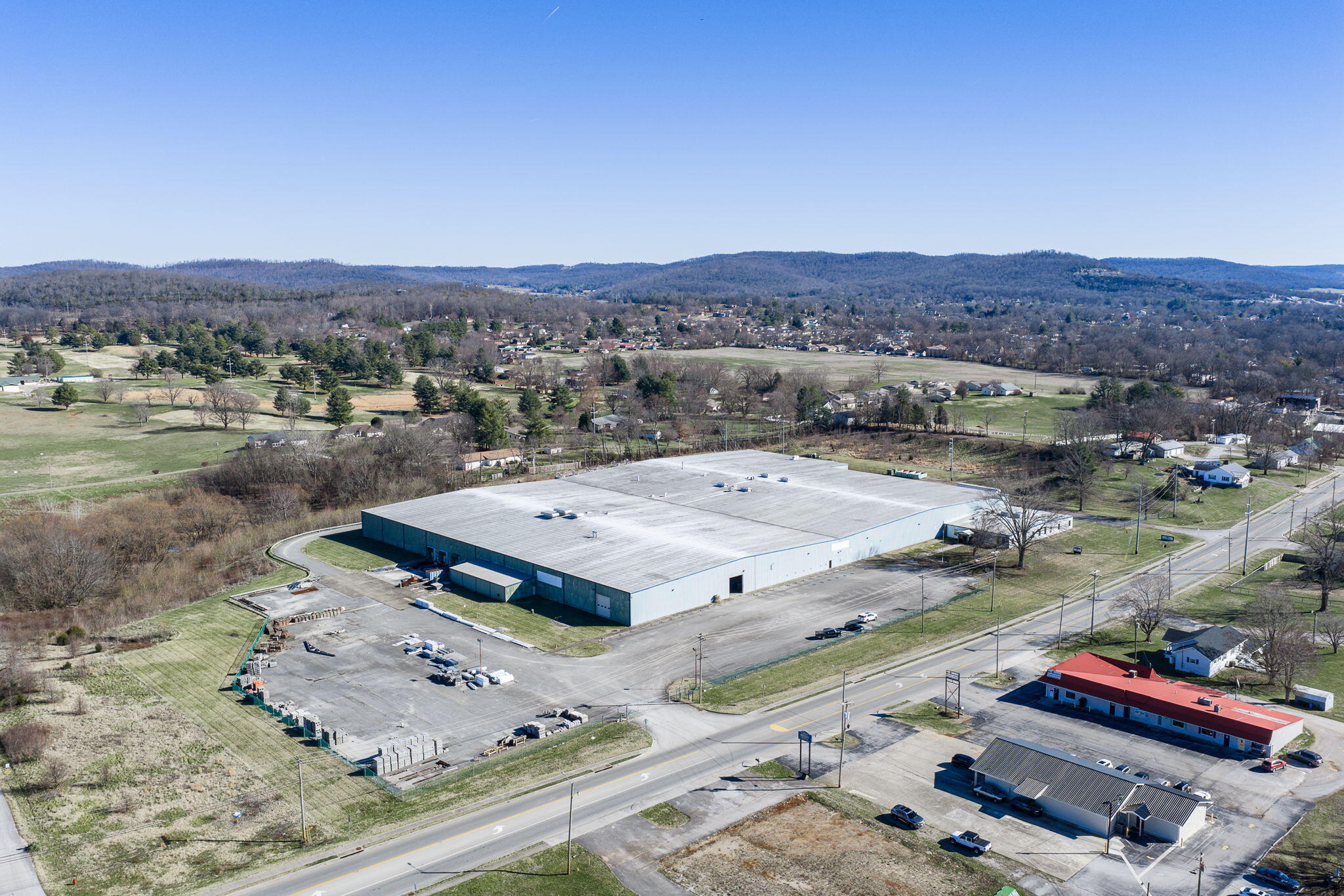 1200 Columbia Avenue