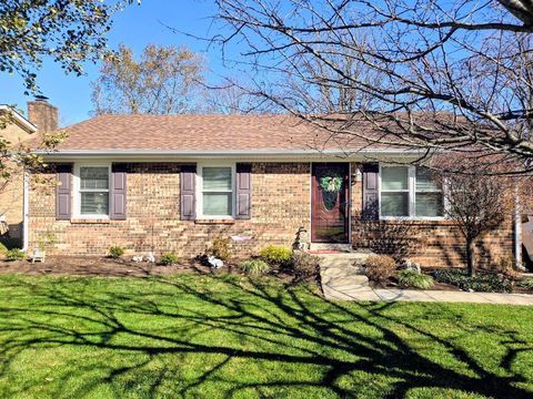 Photo of 957 Gregory Way, Lexington, KY 40514 (MLS # 25506283)