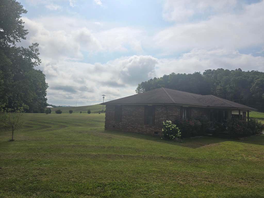 Photo of 5386 N Highway 25, Williamsburg, KY 40769 (MLS # 26020778)