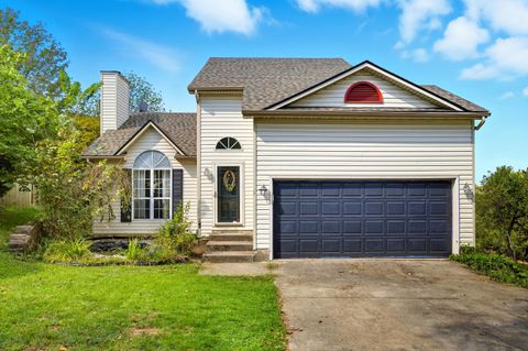 Photo of 4505 Pentlalla Point, Lexington, KY 40515 (MLS # 25502929)