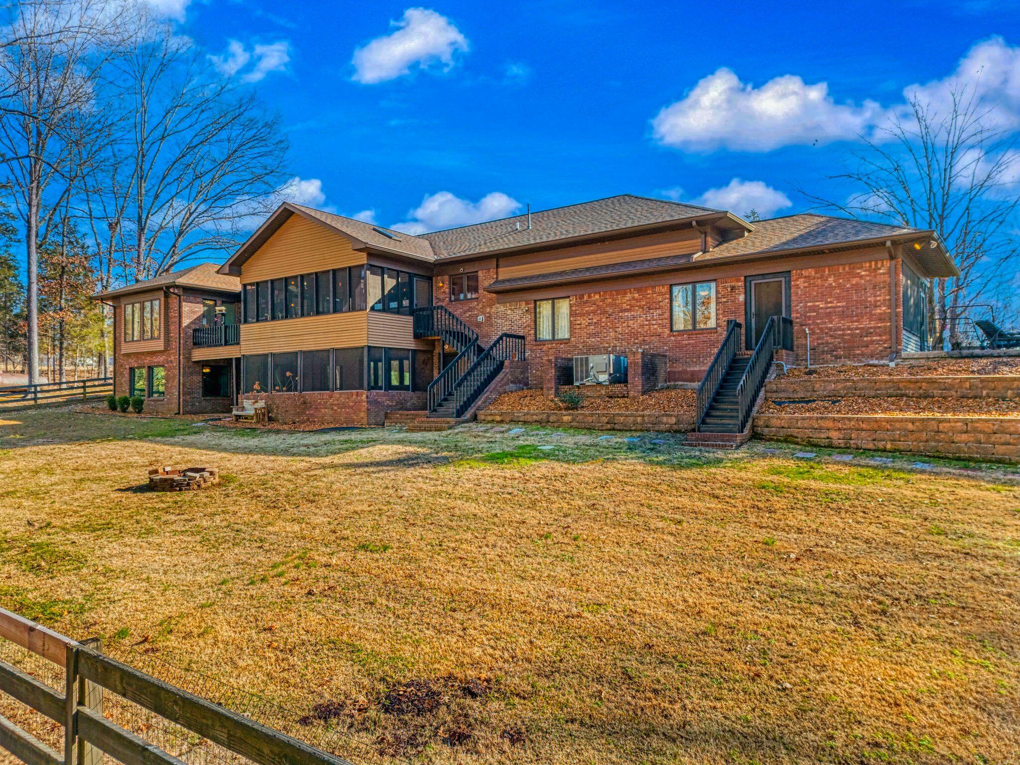 7 Pleasant View Lane