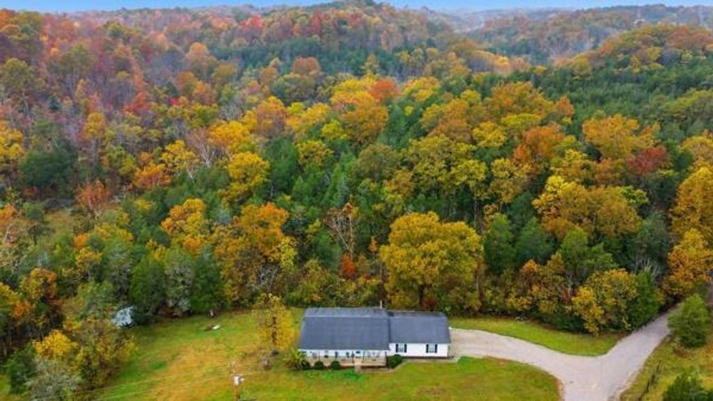 Photo of 1532 Gravel Lick Branch Road, Waco, KY 40385 (MLS # 25505128)