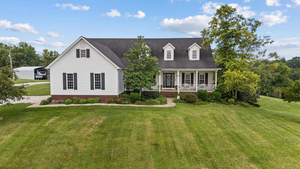 Photo of 2315 Bardstown Road, Lawrenceburg, KY 40342 (MLS # 26020804)