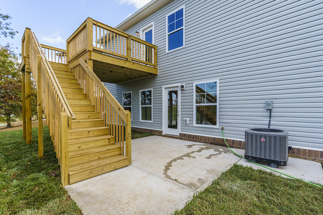 Richmond, Kentucky 40475, United States, 4 Bedrooms Bedrooms, ,3 BathroomsBathrooms,Residential,Active,12836