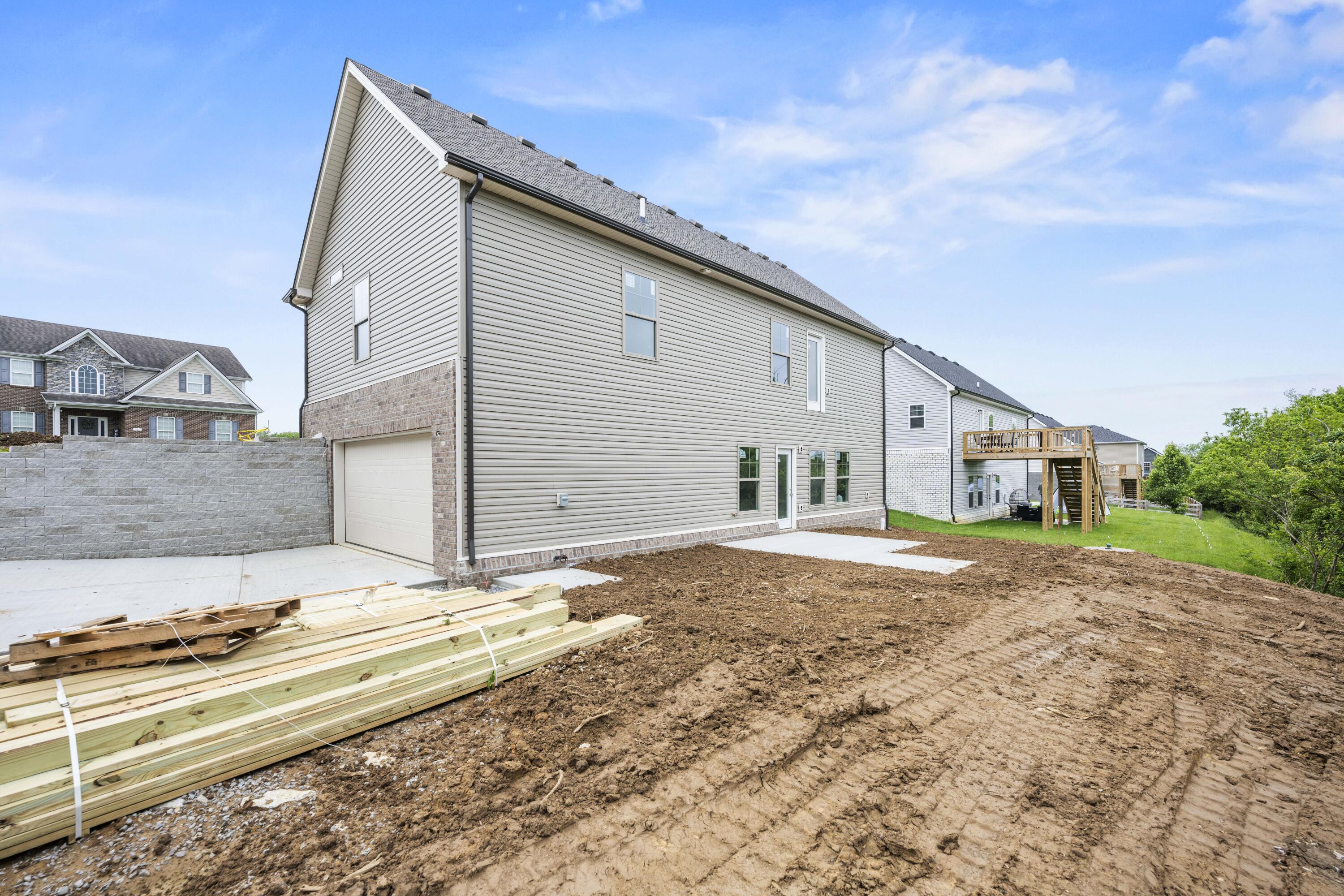 Richmond, Kentucky 40475, United States, 4 Bedrooms Bedrooms, ,3 BathroomsBathrooms,Residential,Active,12836