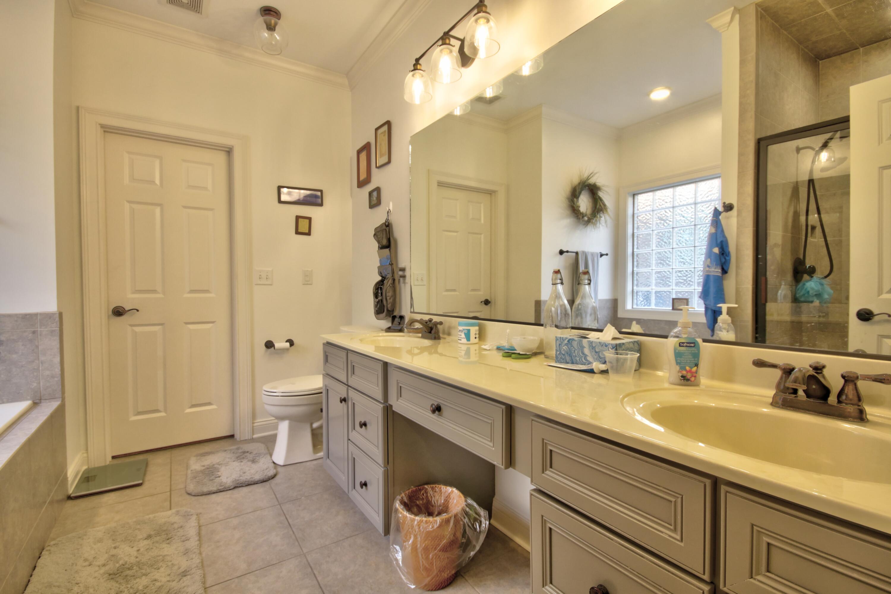 Lexington, Kentucky 40515, United States, 3 Bedrooms Bedrooms, ,2 BathroomsBathrooms,Residential,Active,230068