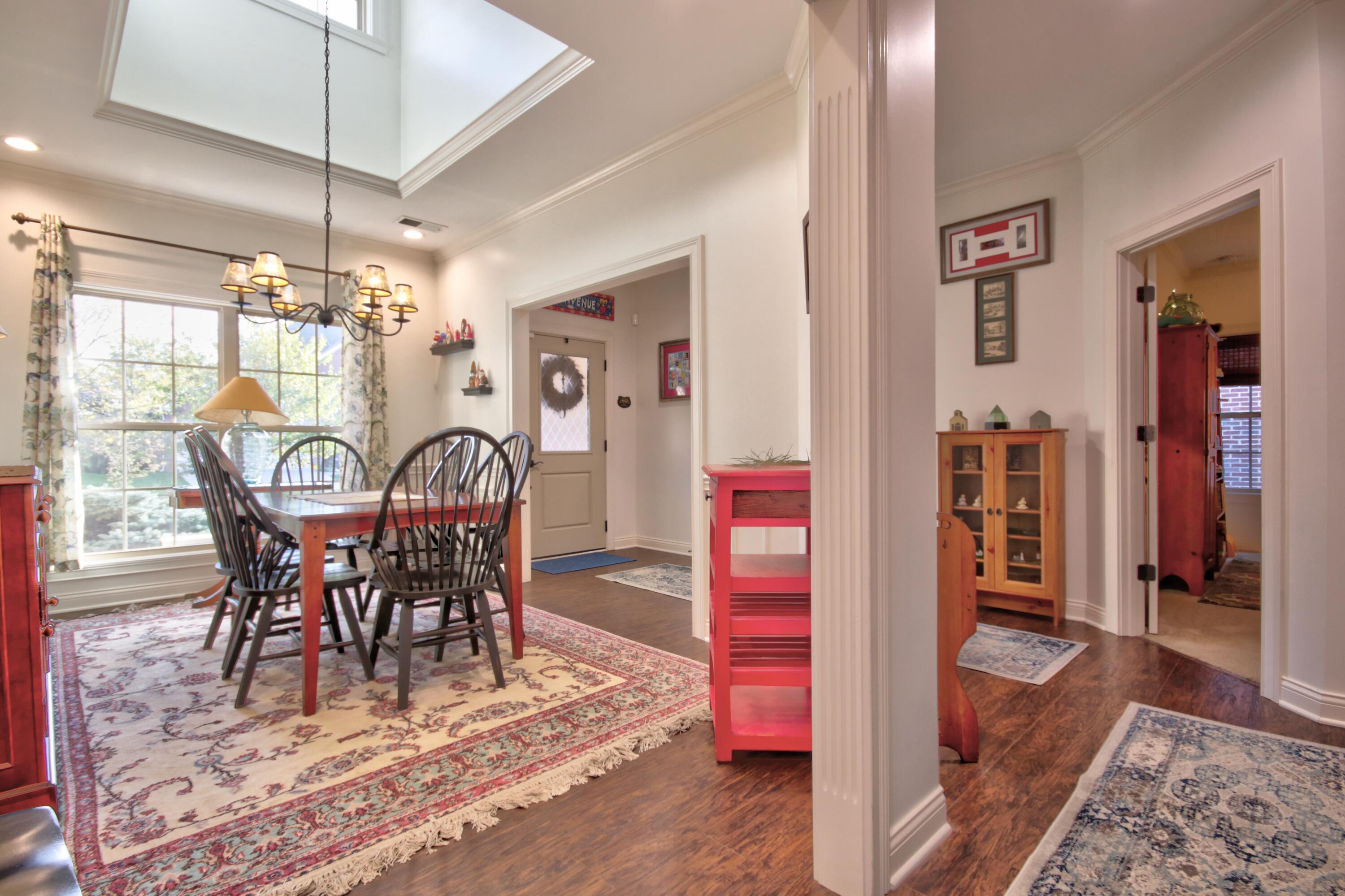 Lexington, Kentucky 40515, United States, 3 Bedrooms Bedrooms, ,2 BathroomsBathrooms,Residential,Active,230068