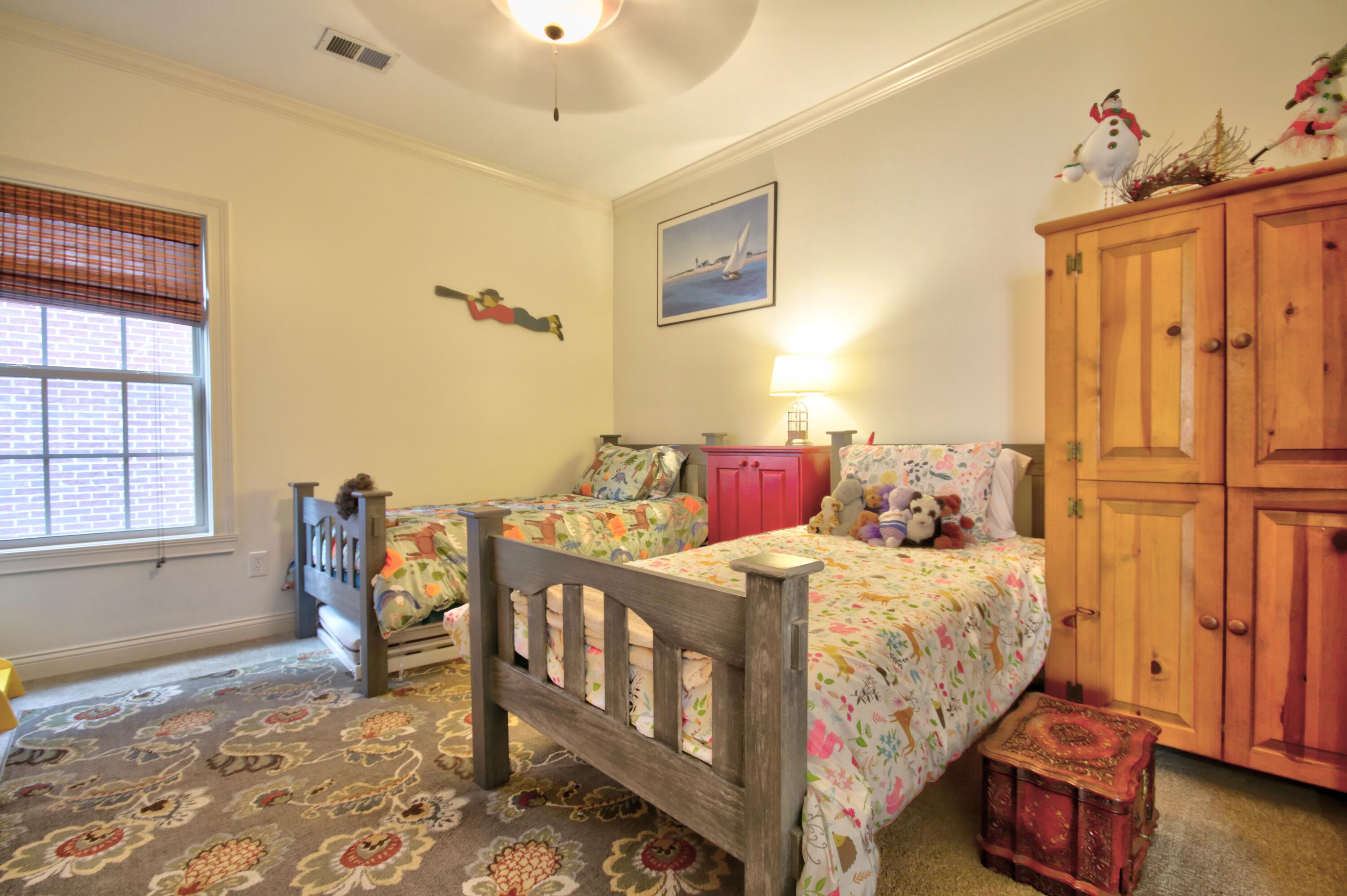 Lexington, Kentucky 40515, United States, 3 Bedrooms Bedrooms, ,2 BathroomsBathrooms,Residential,Active,230068