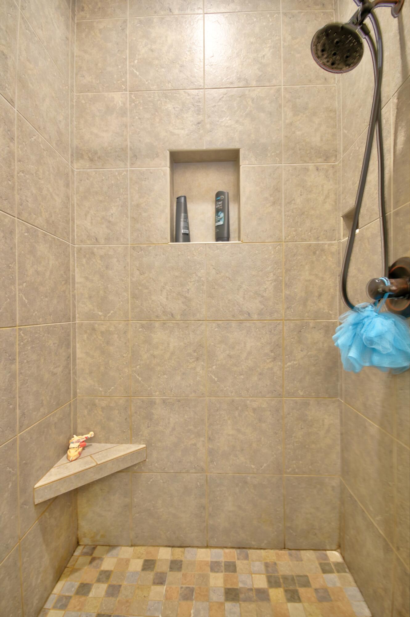 Lexington, Kentucky 40515, United States, 3 Bedrooms Bedrooms, ,2 BathroomsBathrooms,Residential,Active,230068