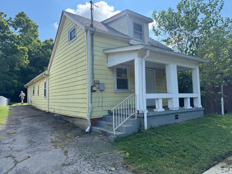 Photo of 712 Florence Avenue, Lexington, KY 40508 (MLS # 25017916)