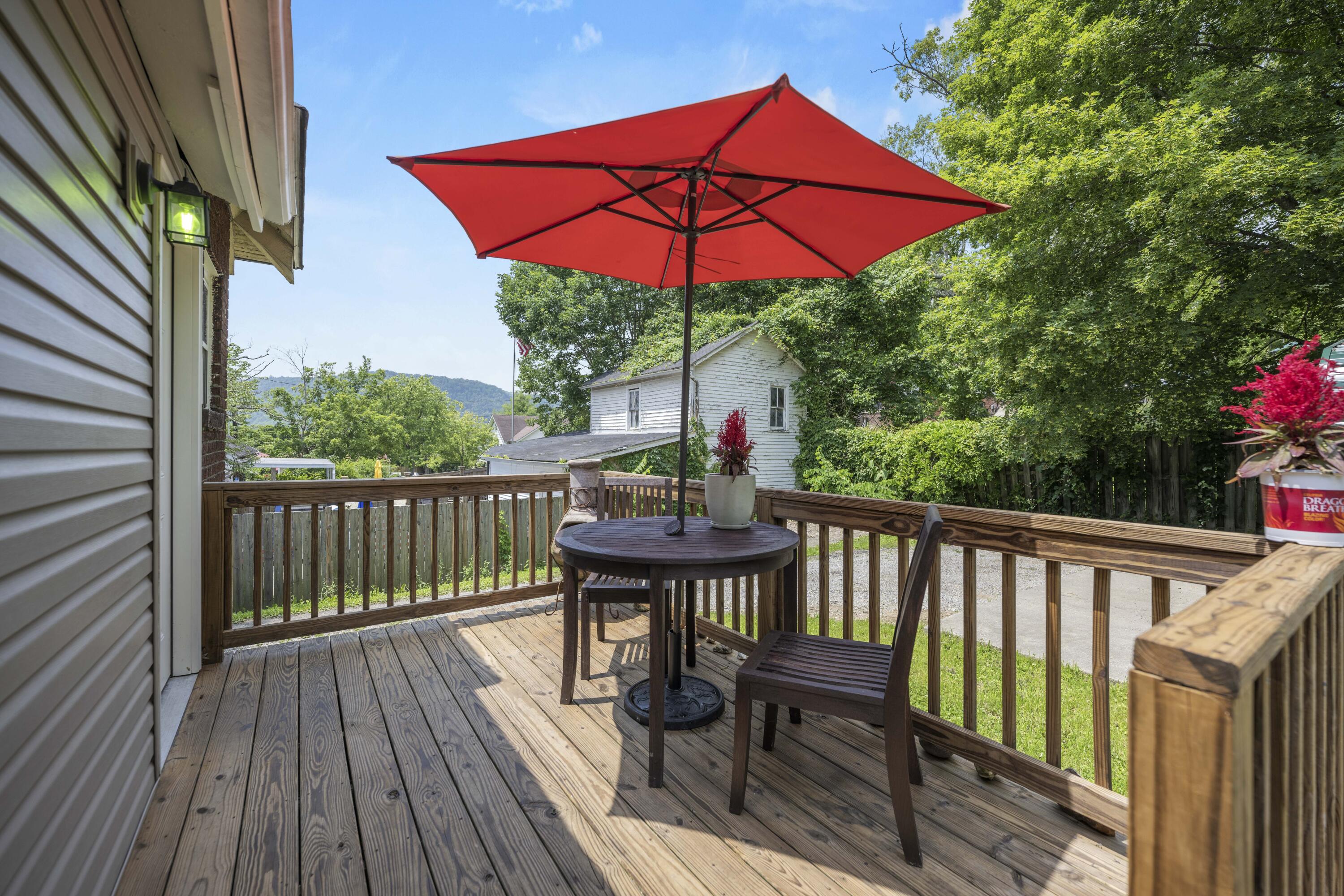 Ravenna, Kentucky 40472, United States, 4 Bedrooms Bedrooms, ,1 BathroomBathrooms,Residential,Active,145473