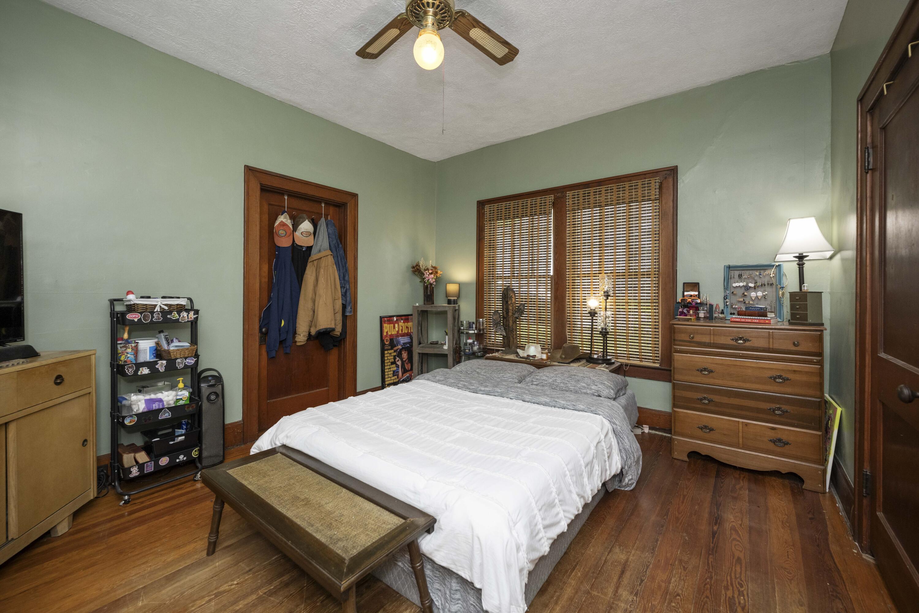 Ravenna, Kentucky 40472, United States, 4 Bedrooms Bedrooms, ,1 BathroomBathrooms,Residential,Active,145473