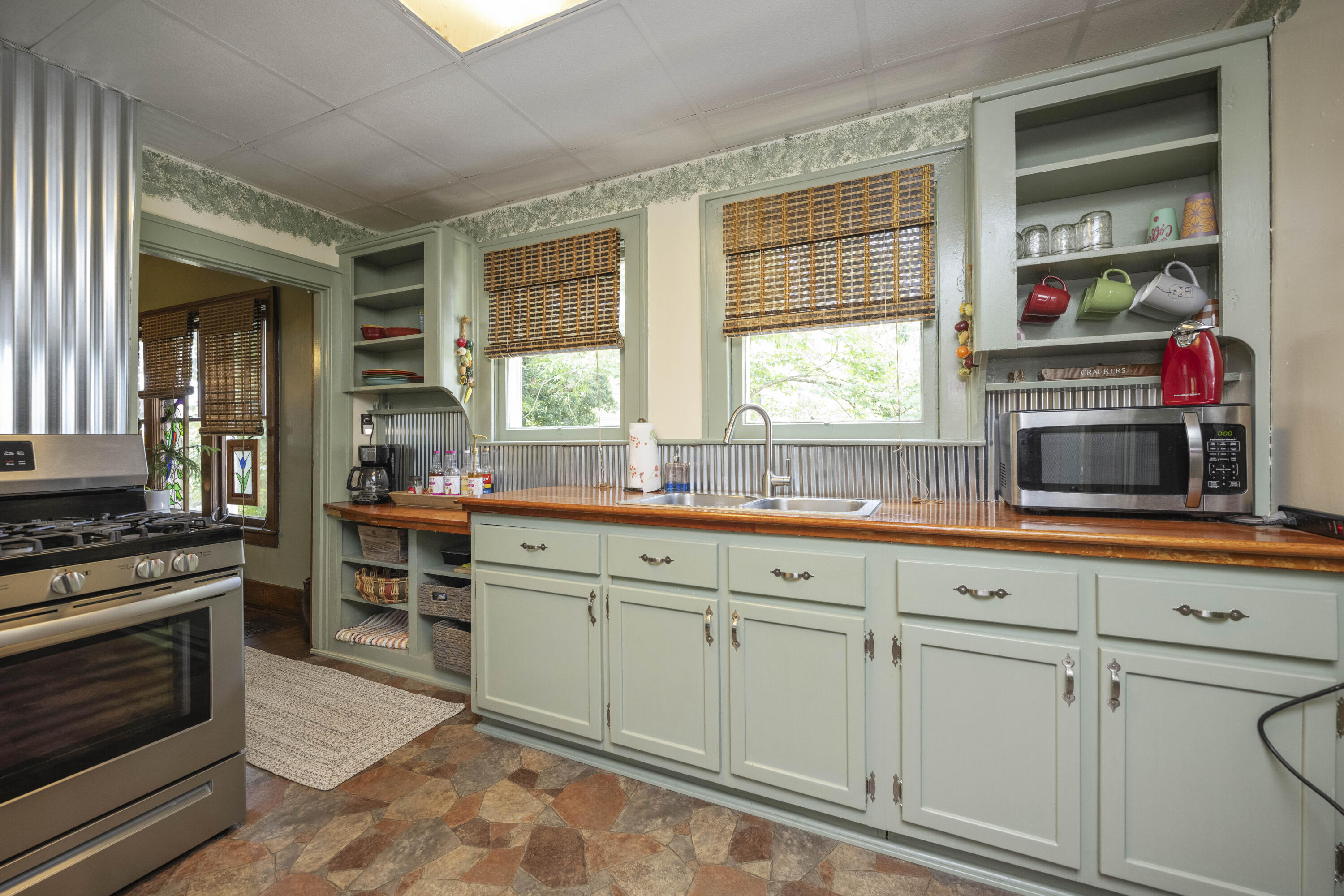 Ravenna, Kentucky 40472, United States, 4 Bedrooms Bedrooms, ,1 BathroomBathrooms,Residential,Active,145473