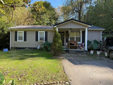 Photo of 2122 Gum Branch Road, Manchester, KY 40962 (MLS # 25503642)