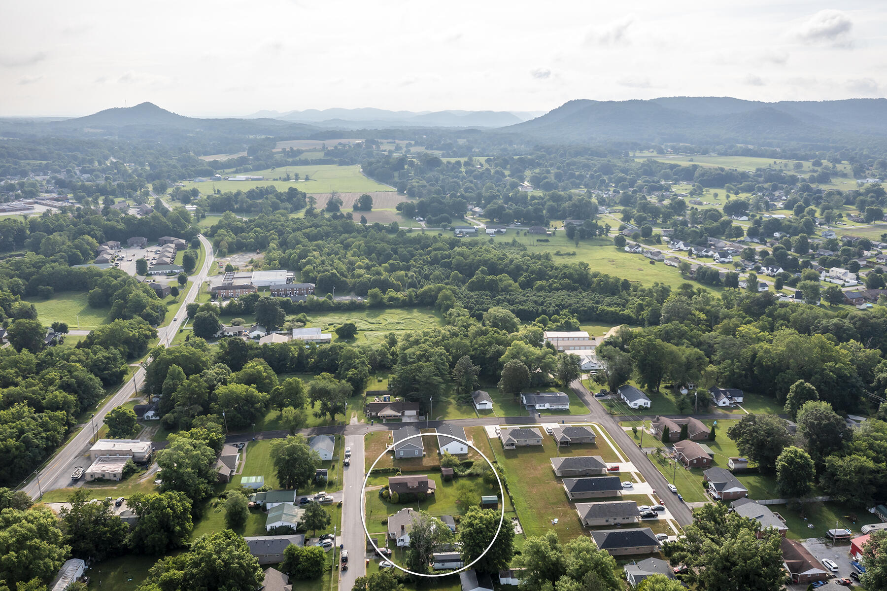 Berea, Kentucky 40403, United States, 3 Bedrooms Bedrooms, ,2 BathroomsBathrooms,Residential,Active,163705