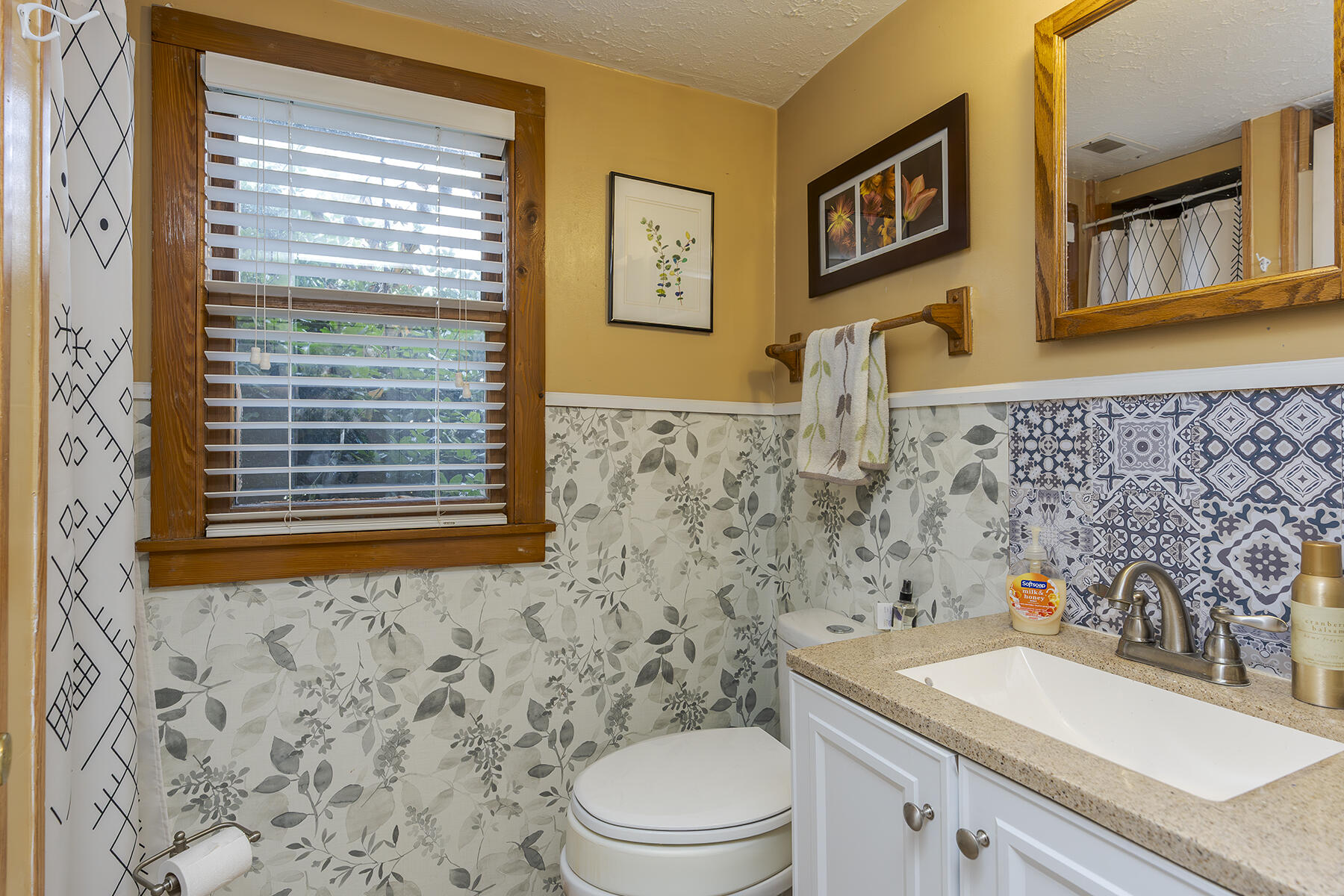 Berea, Kentucky 40403, United States, 3 Bedrooms Bedrooms, ,2 BathroomsBathrooms,Residential,Active,163705