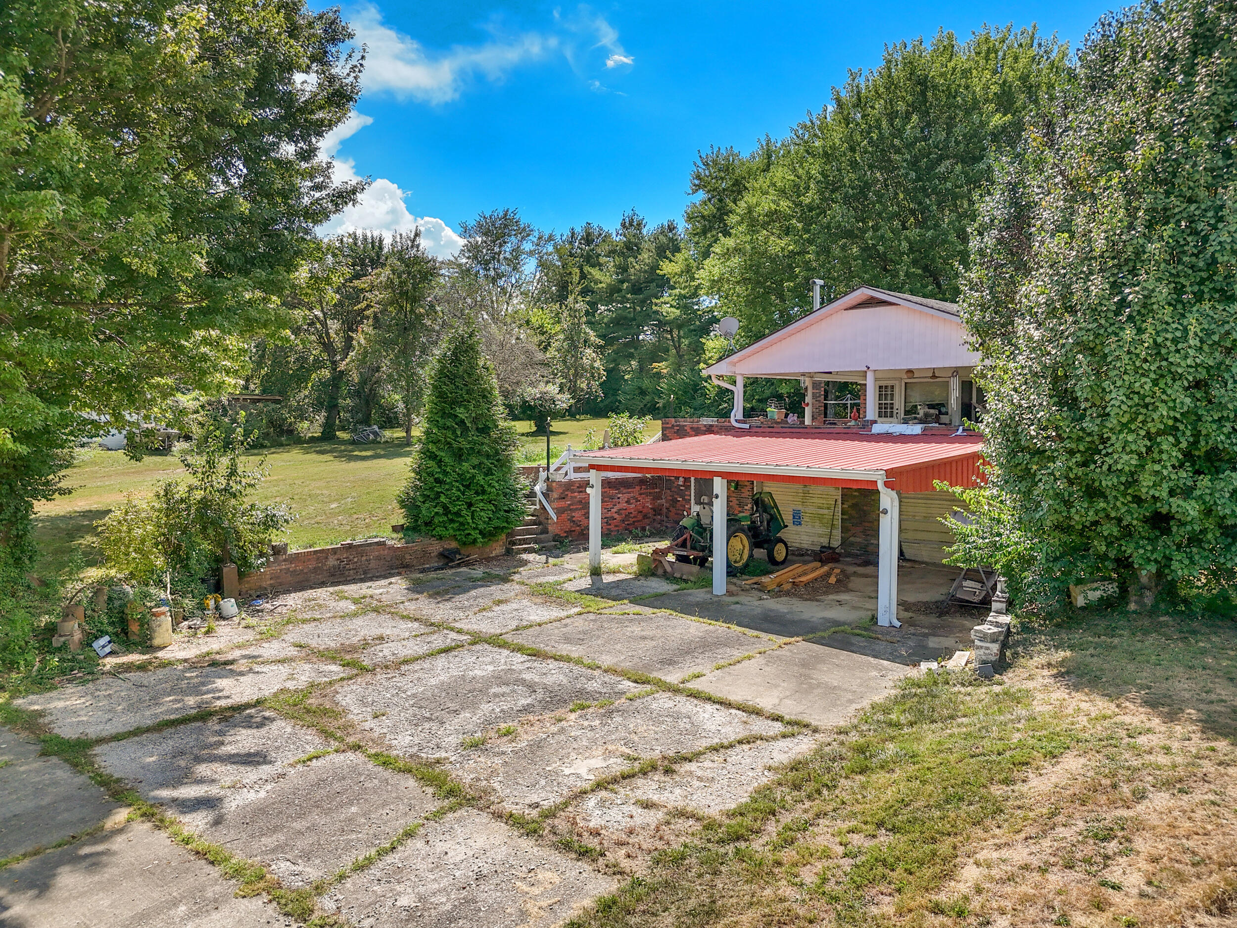 Junction City, Kentucky, 40440, United States, 4 Bedrooms Bedrooms, ,3 BathroomsBathrooms,Residential,Active,1941377