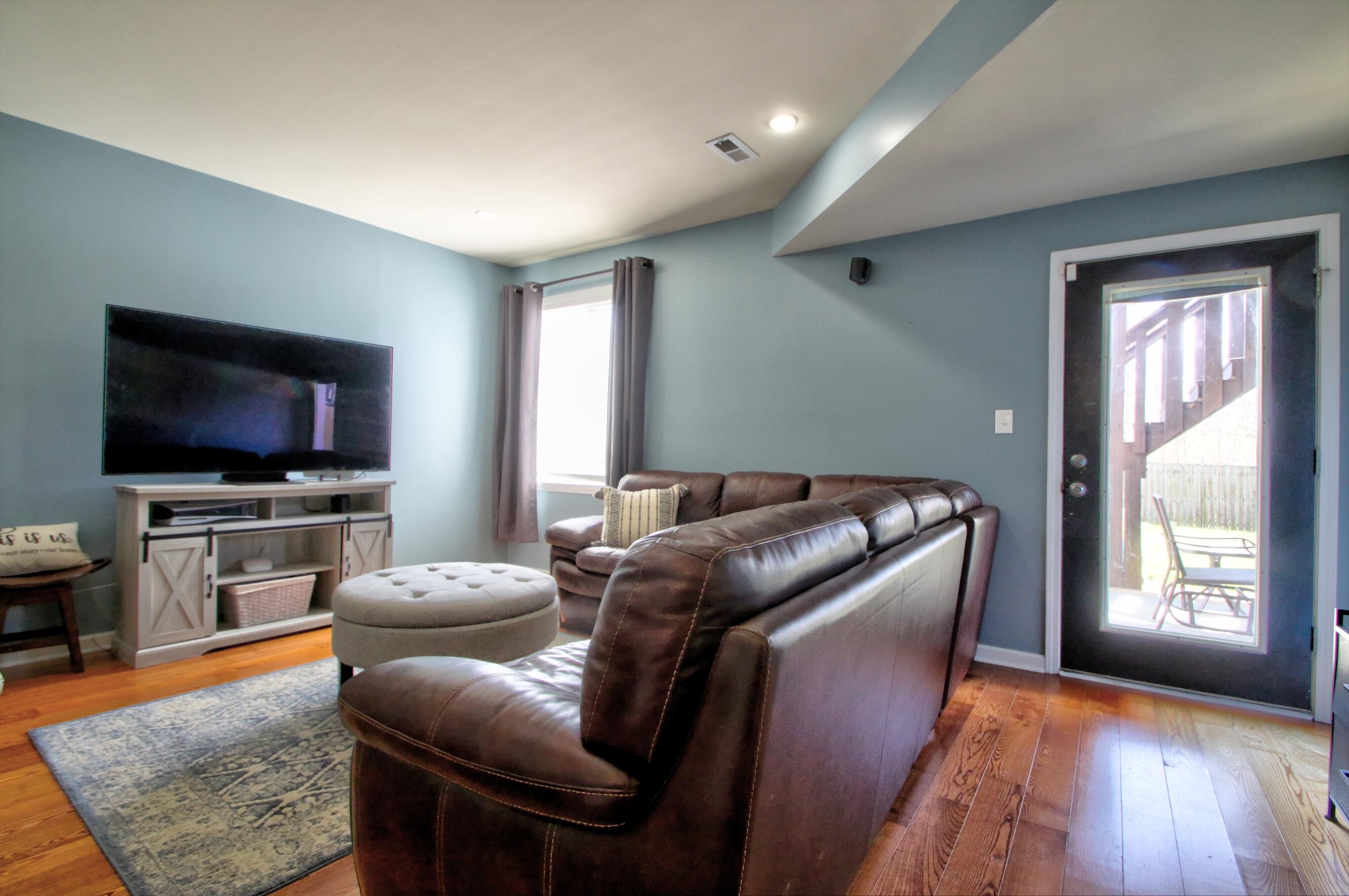 Lexington, Kentucky 40509, United States, 5 Bedrooms Bedrooms, ,4 BathroomsBathrooms,Residential,Active,96169