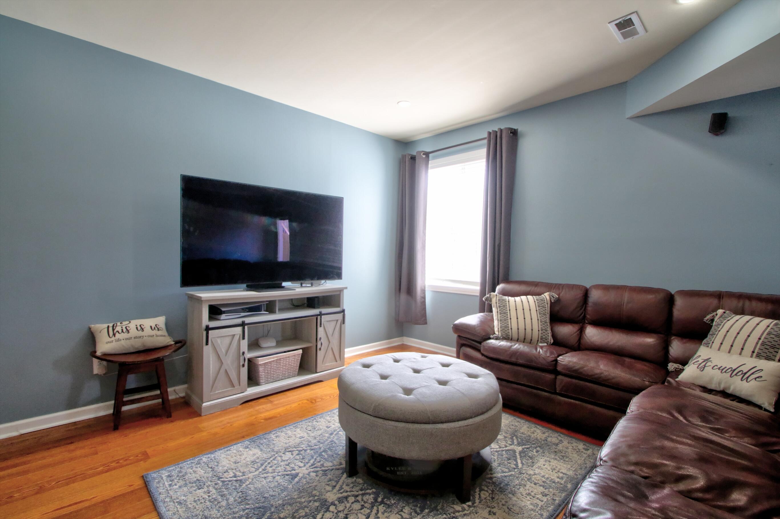 Lexington, Kentucky 40509, United States, 5 Bedrooms Bedrooms, ,4 BathroomsBathrooms,Residential,Active,96169