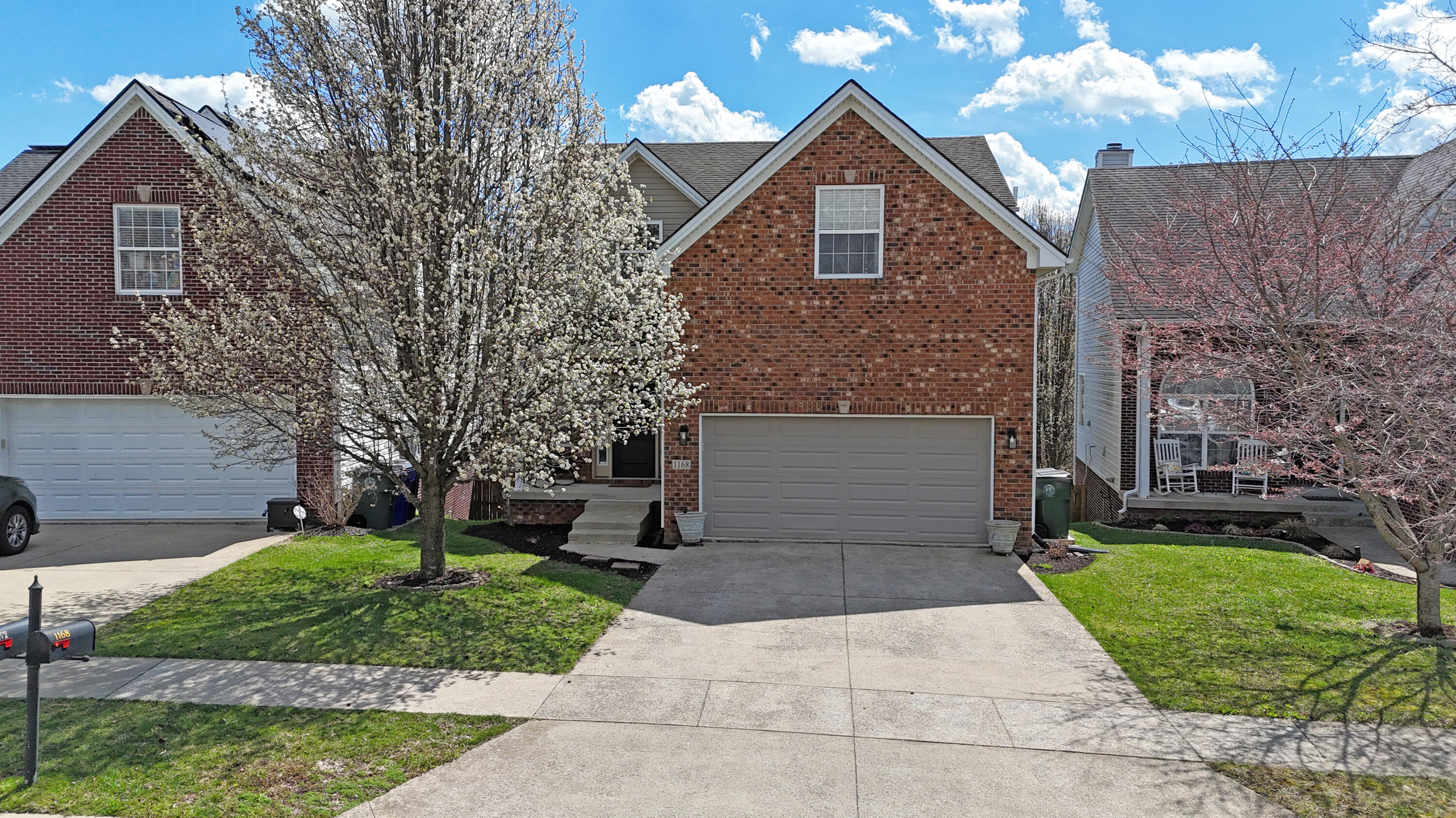 Lexington, Kentucky 40509, United States, 5 Bedrooms Bedrooms, ,4 BathroomsBathrooms,Residential,Active,96169