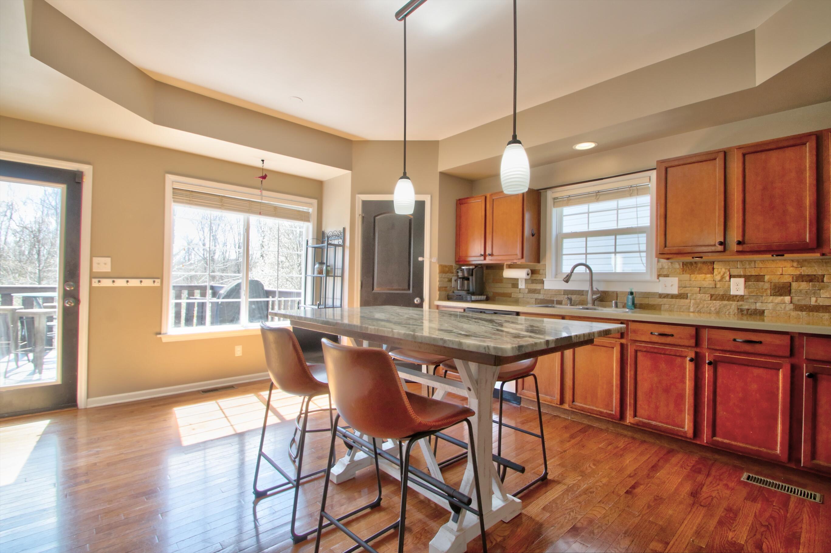 Lexington, Kentucky 40509, United States, 5 Bedrooms Bedrooms, ,4 BathroomsBathrooms,Residential,Active,96169